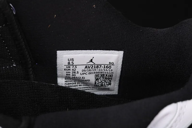 All Categories Air Jordan Jordan Series Basketball Shoes Air Jordan 11 Pure Original Version Air Jordan 11 Retro Low AJ11 Joe 11 Patent Leather Black Red Low Top Real Standard Real Carbon AV2187-160